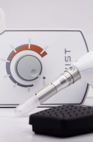 XCellaris Pro Twist Microneedling