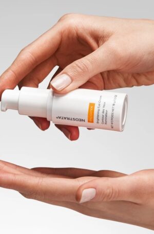 Neostrata Enlighten Brightening eye cream